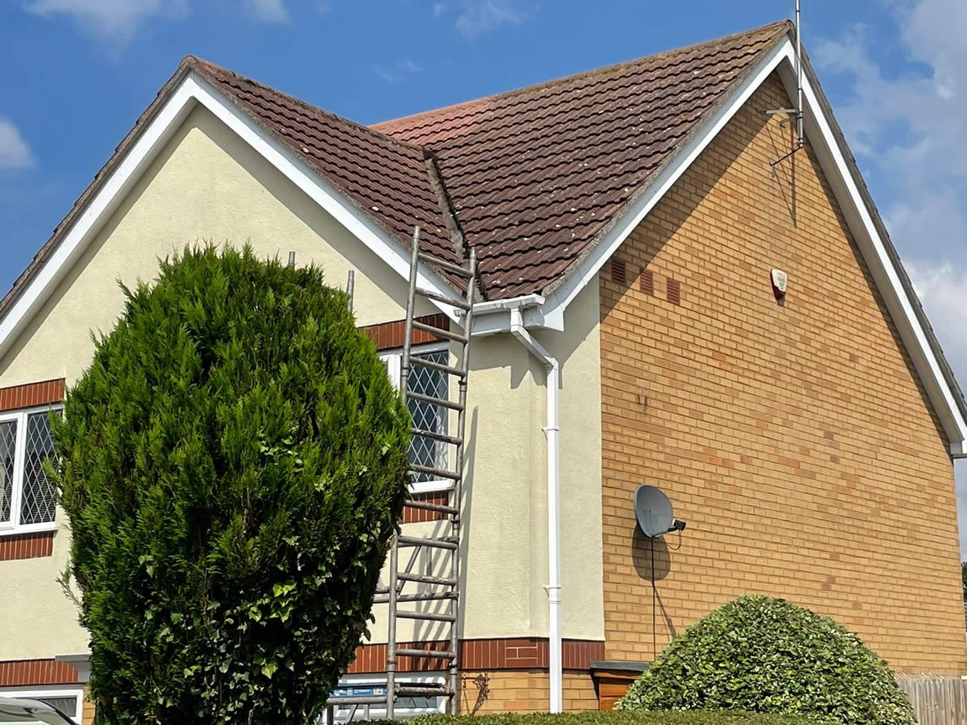 aldous_cleaning_services_part_roof_clean