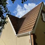 big_farmhouse_cleaned_roof_1050x